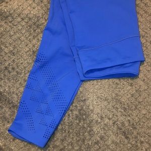Athleta cropped leggings